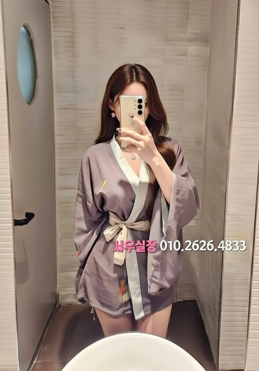 불당동 다국적노래클럽 프리미엄 라인업 3번 프로필