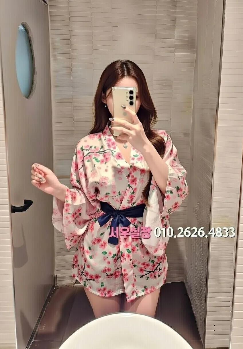 불당동 다국적노래방 프리미엄 라인업 23번 프로필